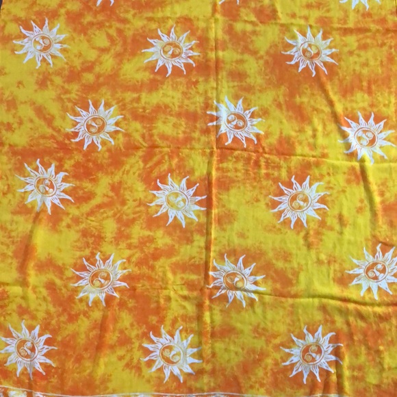 Vintage Sun Beach Sarong - Picture 10 of 12